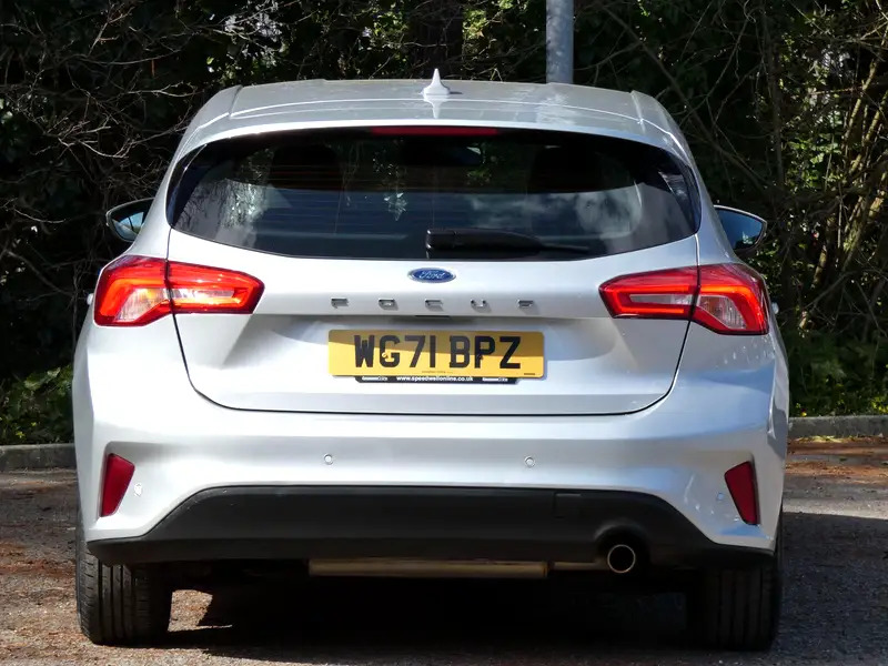 Ford Focus 1.0T Ecoboost Titanium Euro 6 Ss WG71BPZ Silver #6