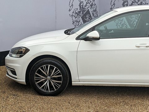 Volkswagen Golf Se Navigation Tsi FG18XWM White #5
