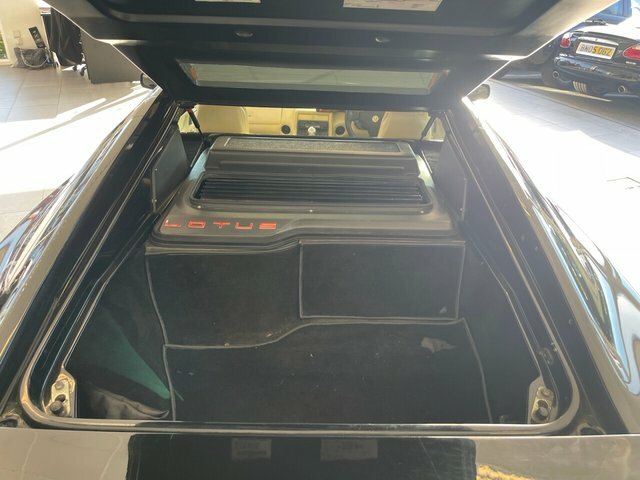 Lotus Esprit Esprit White #21