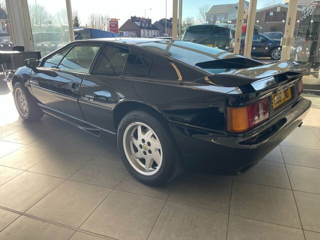 Lotus Esprit Esprit White #9