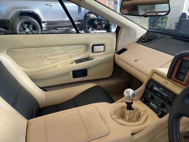 Lotus Esprit Esprit White #32