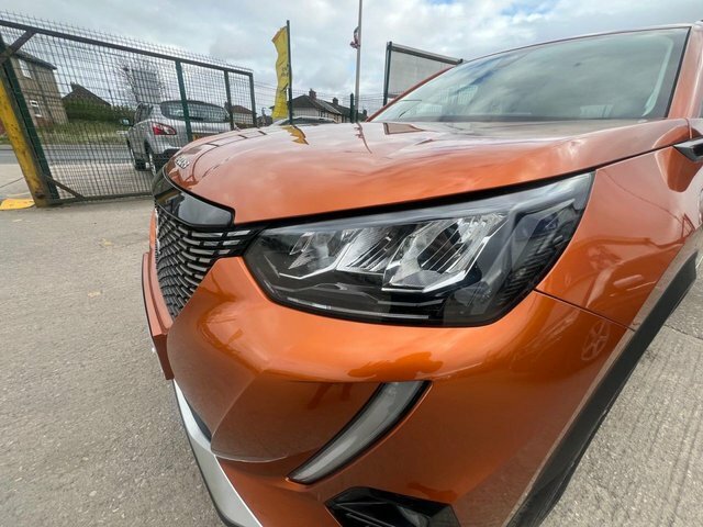 Peugeot 2008 Puretech Allure Premium Suv BT20XDE Orange #4