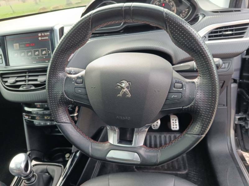 Peugeot 2008 1.2 Puretech Gpf Gt Line Suv Eur VU68WMW Grey #3