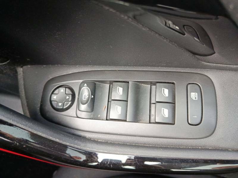 Peugeot 2008 1.2 Puretech Gpf Gt Line Suv Eur VU68WMW Grey #6