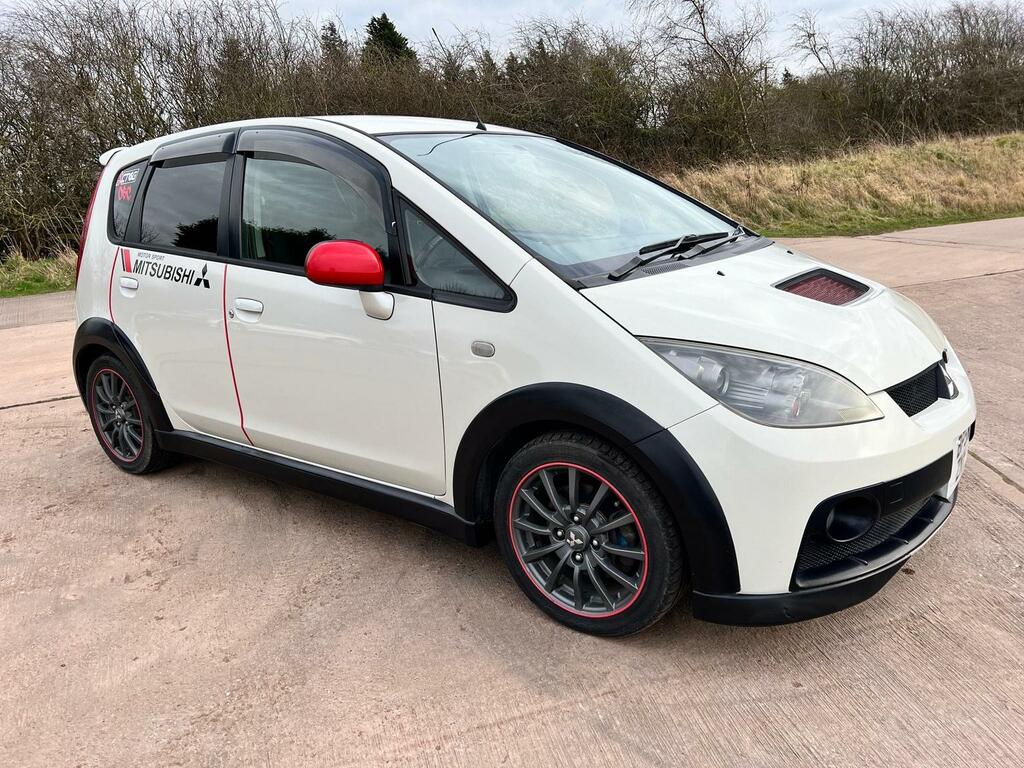 Mitsubishi Colt Hatchback Ralliart 1.5 Turbo Version R White