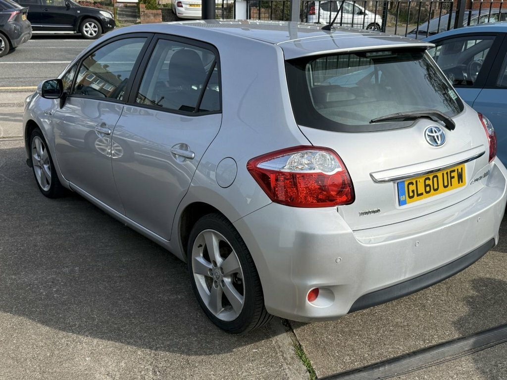 Toyota Auris Vvt-h T4 Hatchback Silver #4