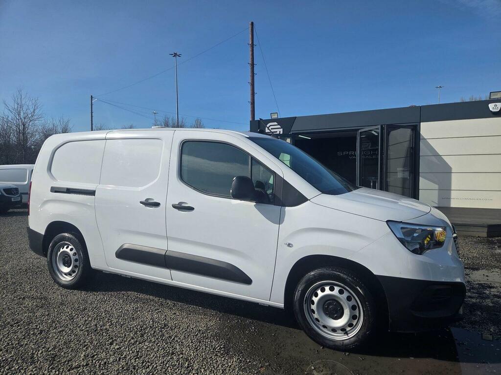 Vauxhall Combo Panel Van 1.5 Turbo D 2300 Prime L2 H1 Euro 6 Ss DV73WTM White #2