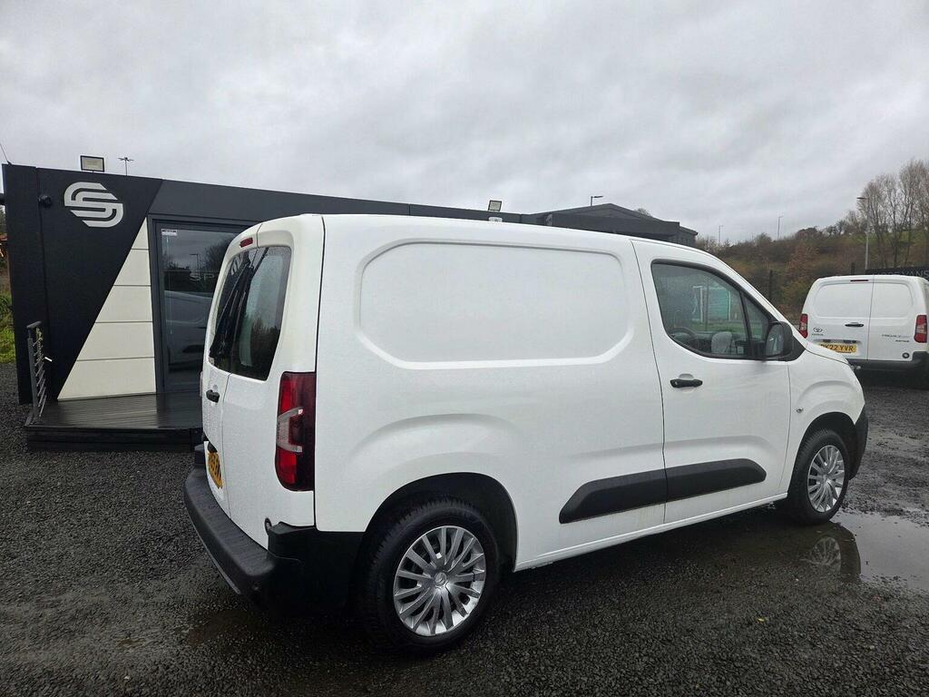 Citroen Berlingo Panel Van 1.5 Bluehdi 650 Enterprise M Swb Euro 6 AY69BWV White #4