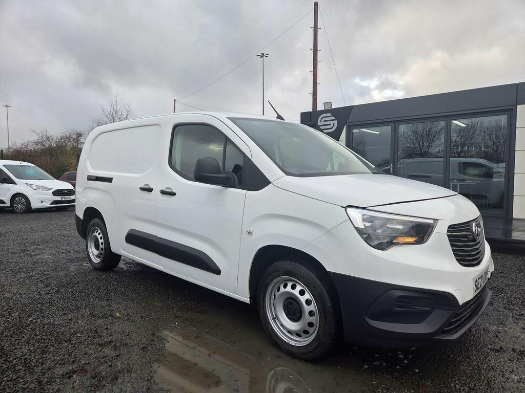 Vauxhall Combo Panel Van 1.5 Turbo D 2300 Dynamic L2 H1 Euro 6 White