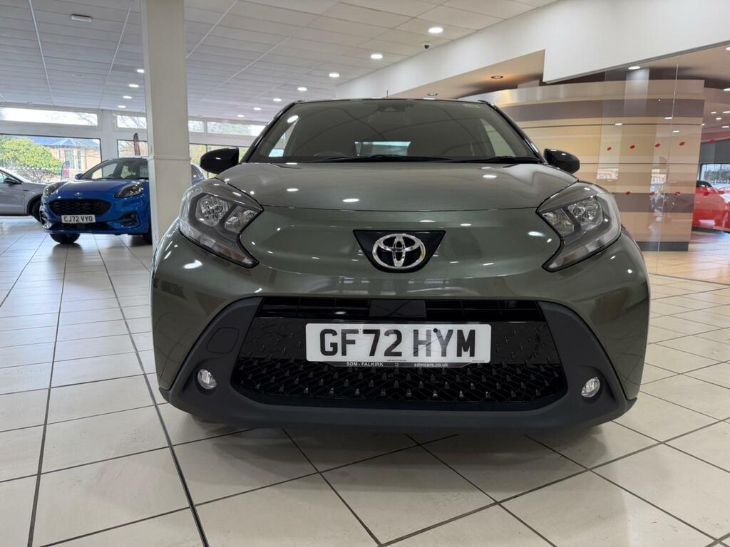 Toyota Aygo X 1.0 Vvt-i Edge Hatchback X-shift Euro 6 GF72HYM Green #2