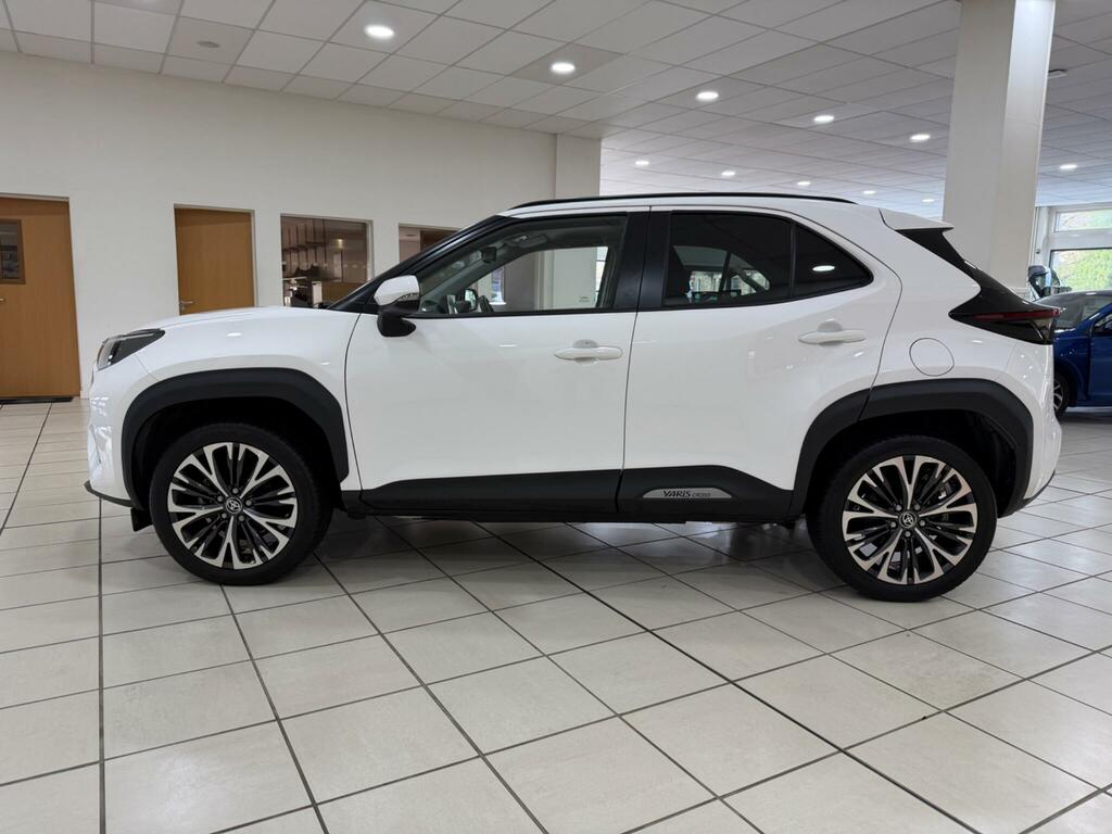 Toyota Yaris Cross 1.5 Vvt-h Excel Suv Hybrid E-cvt Awd Eu SL23NHA White #5