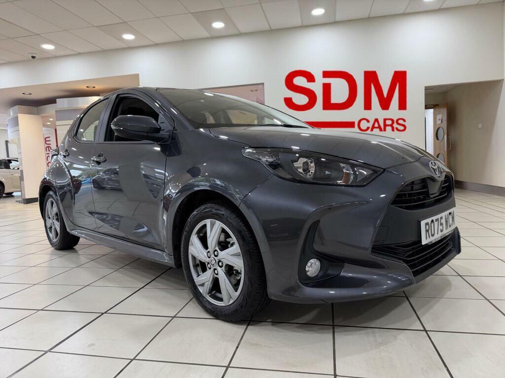 Toyota Yaris 1.5 Vvt-h Icon Hatchback Hybrid E-cvt E Grey