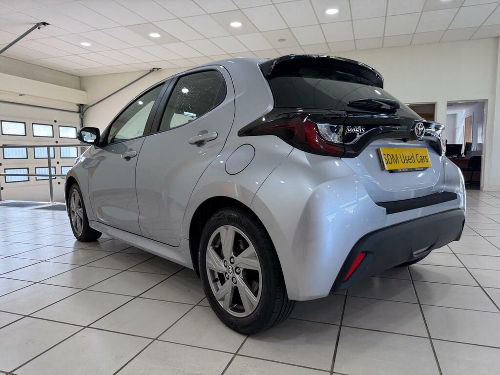 Toyota Yaris 1.5 Vvt-h Icon Hatchback Hybrid E-cvt E CU75UOP Silver #4