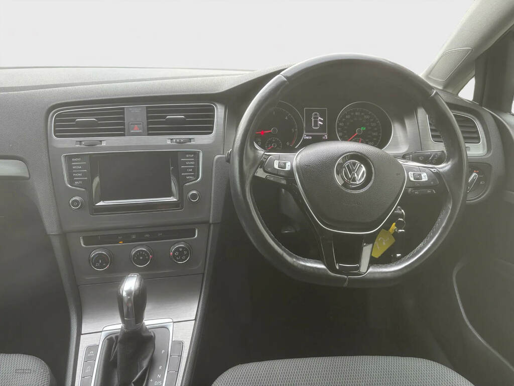 Volkswagen Golf 1.6 Tdi 105 Se Dsg HRZ1751 Silver #5