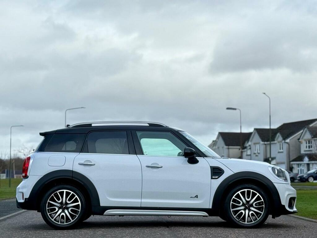Mini Countryman Suv 2.0 Cooper D Sport All4 Euro 6 Ss 2019 White #4