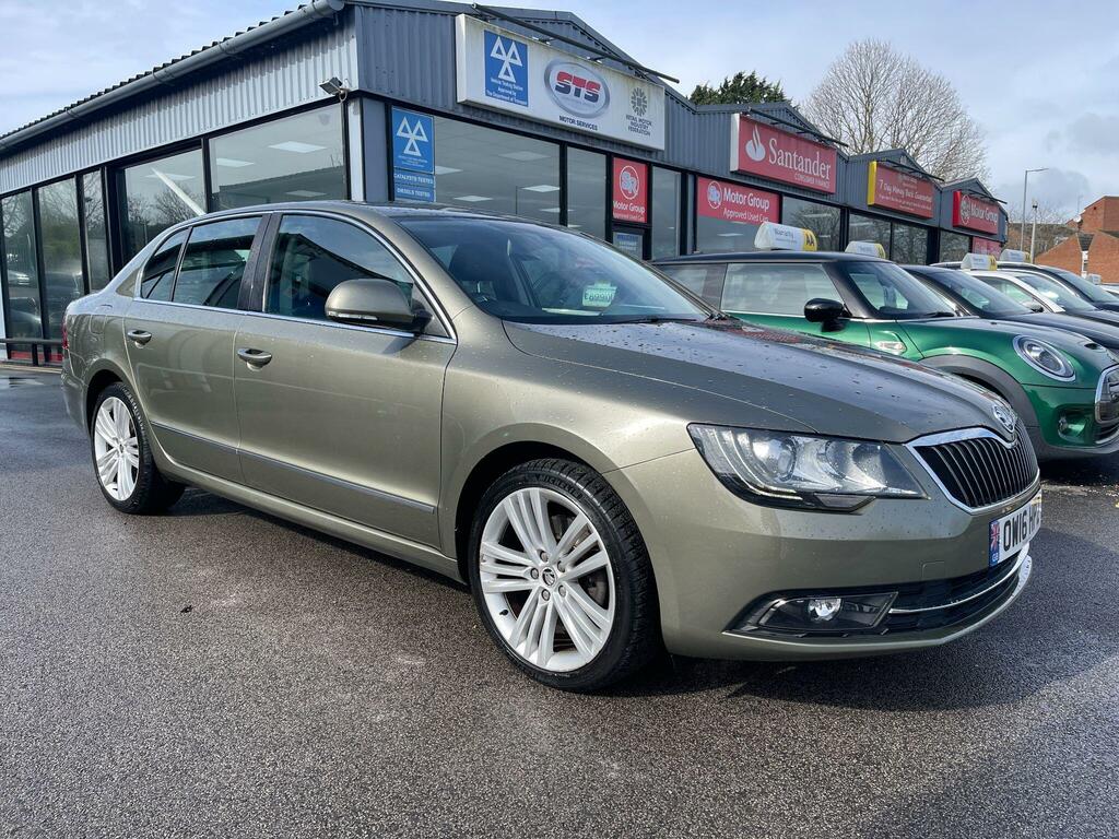 Skoda Superb 2.0 Tdi Elegance 4Wd Euro 5 Ss  #2