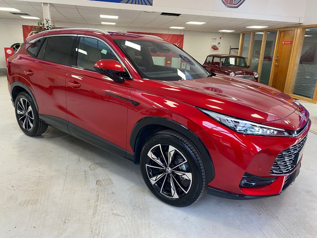 MG HS 1.5 T-gdi Trophy Red