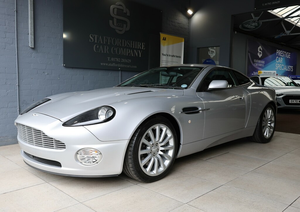 Aston Martin Vanquish V12  #4