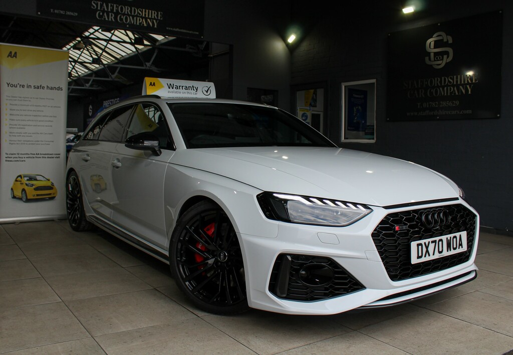 Audi RS4 Avant Tfsi Quattro Carbon Black White