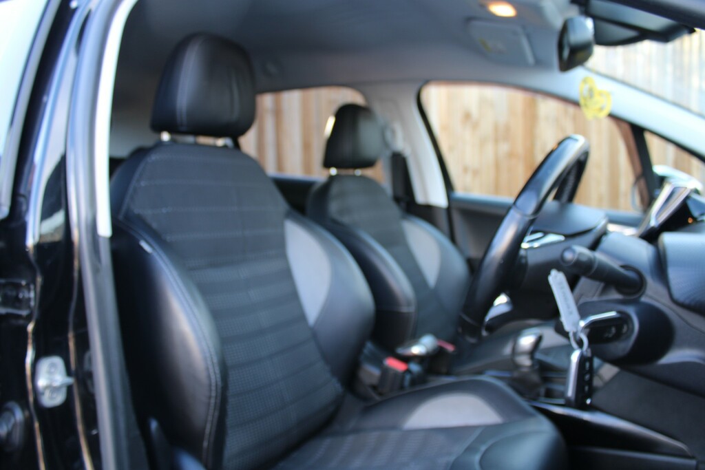 Peugeot 2008 1.2 Puretech Allure 2017 MK67OOV Black #6