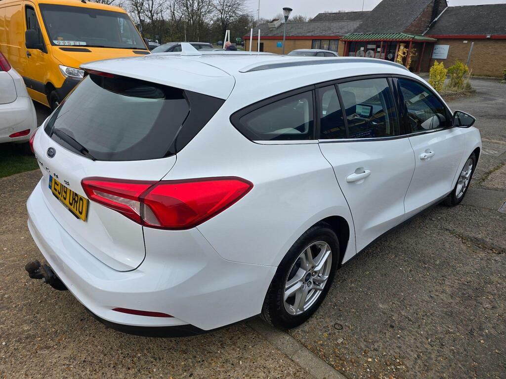 Ford Focus 1.5 Ecoblue Zetec Euro 6 S S EJ19URO White #3