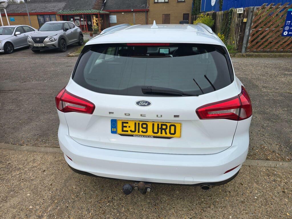 Ford Focus 1.5 Ecoblue Zetec Euro 6 S S EJ19URO White #4