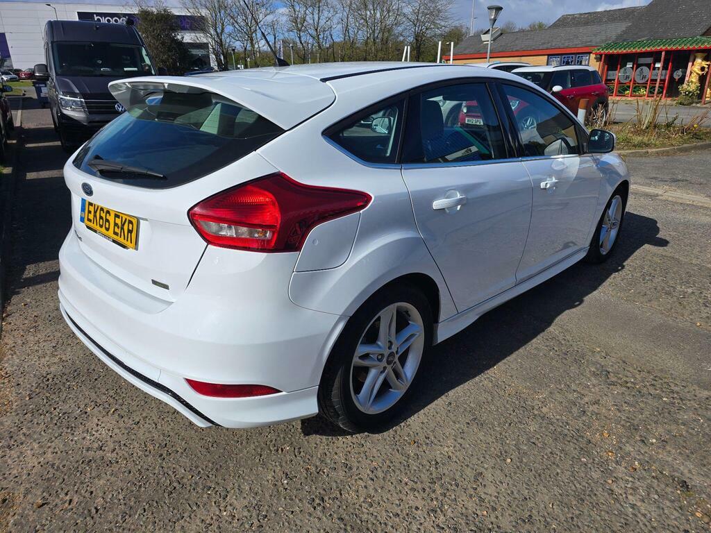 Ford Focus 1.0T Ecoboost Zetec S Euro 6 S S EK66EKR White #3