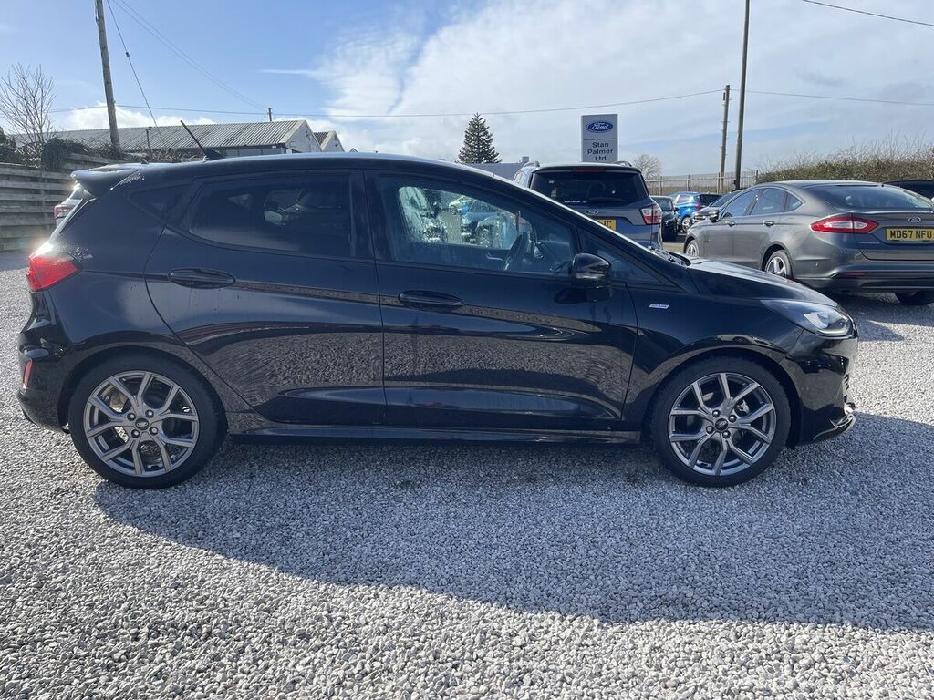 Ford Fiesta 1.0T Ecoboost St-line Hatchback Black #2