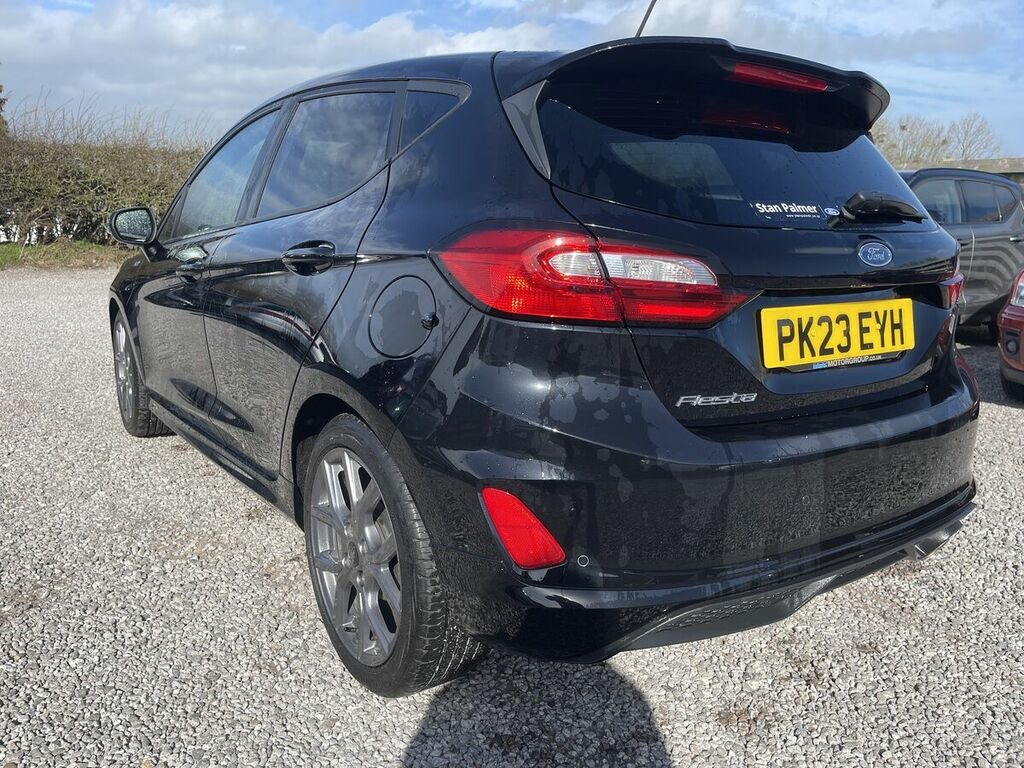 Ford Fiesta 1.0T Ecoboost St-line Hatchback Black #4