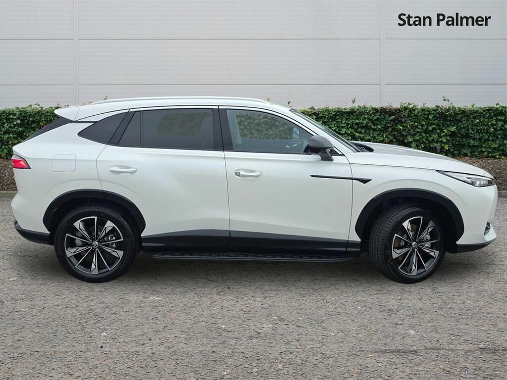 MG HS 1.5 T-gdi 24.7Kwh Trophy Suv Plug-in Hy White #2
