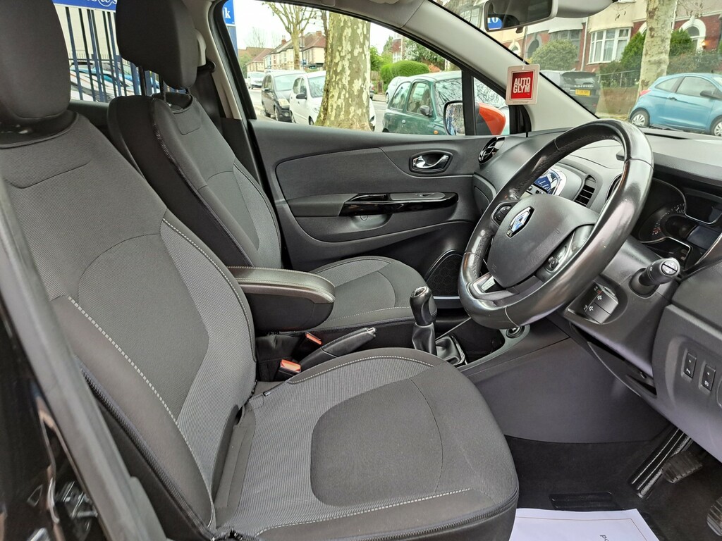 Renault Captur 1.5 Dynamique S Nav Dci 90 LX17NWL Black #4