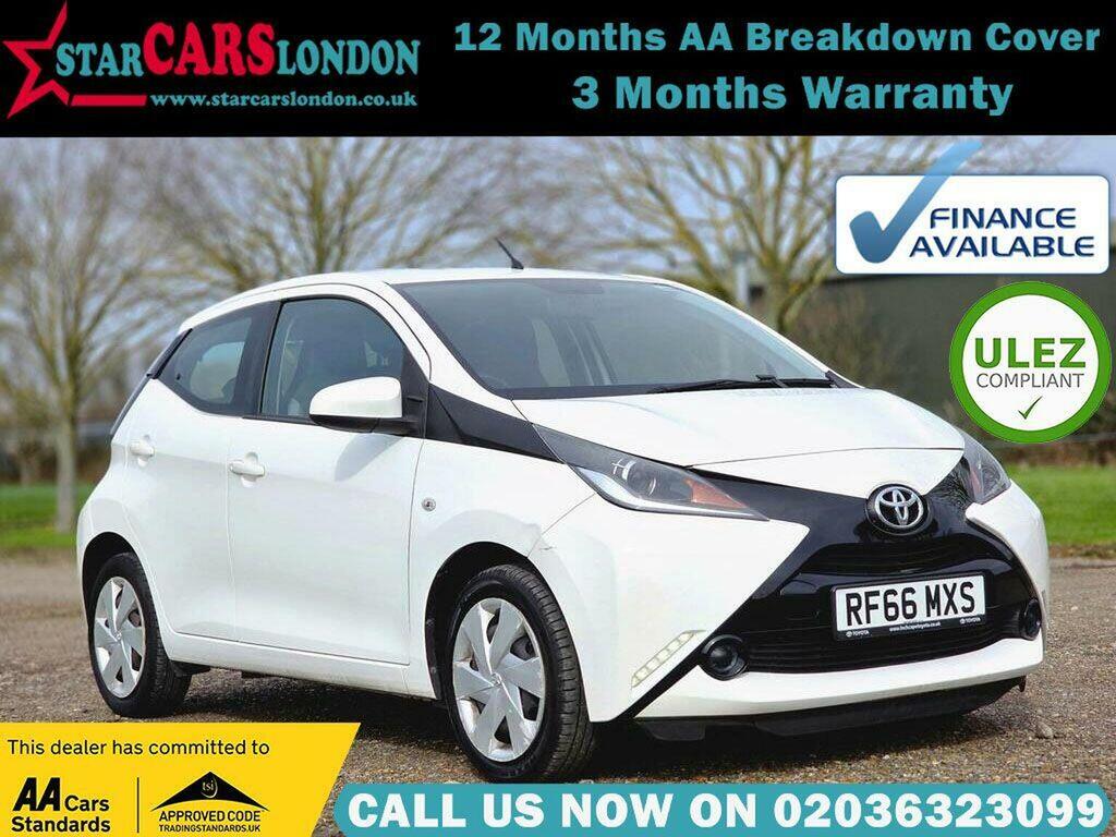 Toyota Aygo 1.0 Vvt-i X-play X-shift Euro 6 201766 White