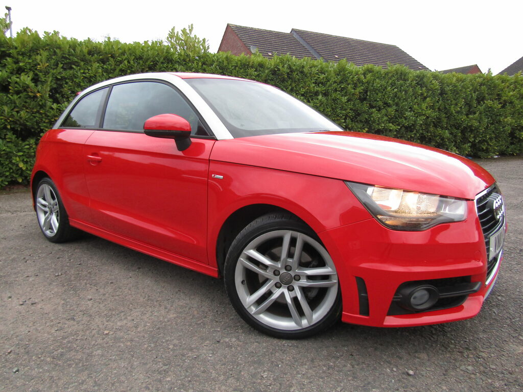 Audi A1 A1 S Line Tfsi S-a Red