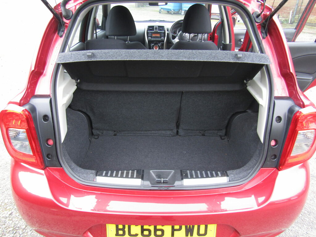 Nissan Micra Micra Acenta Red #6