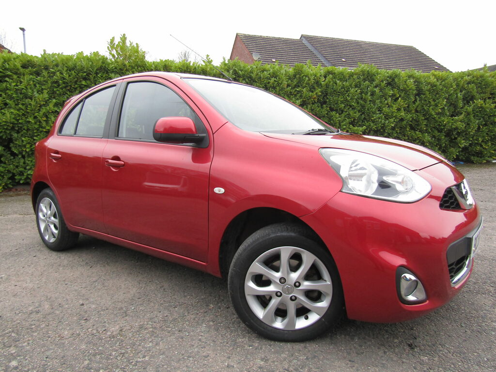 Nissan Micra Micra Acenta Red