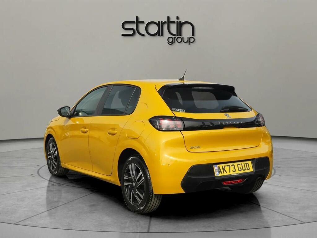 Peugeot 208 1.2 Puretech Active Premium Euro 6 Ss AK73GUD Yellow #4