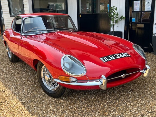 Jaguar E-Type Jaguar E-type 4.2 Fh Coupe Man Red