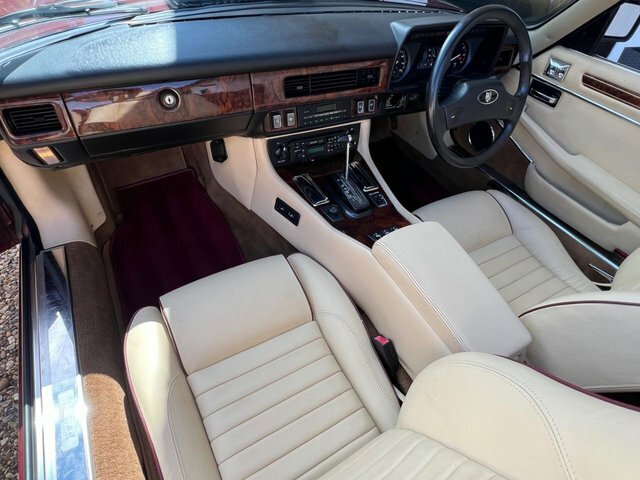 Jaguar XJS 5.3 He Convertible 217 Bhp Red #3