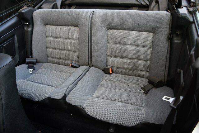 Volkswagen Golf 1.8 White #25