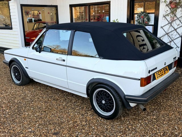 Volkswagen Golf 1.8 White #9