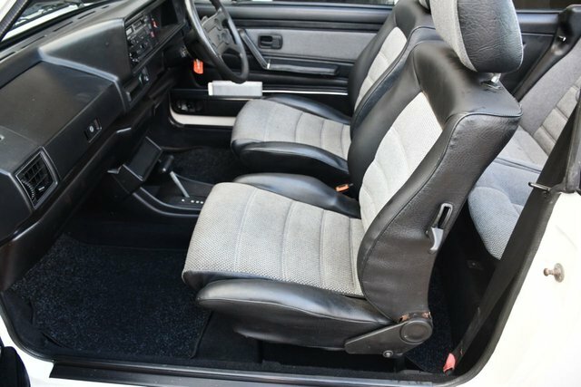 Volkswagen Golf 1.8 Clipper 90 Bhp D533BPM White #3