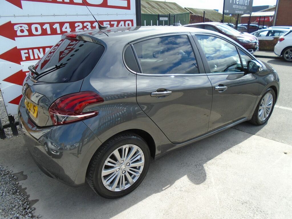 Peugeot 208 1.2 Puretech Signature Hatchback YB19LUS Grey #5
