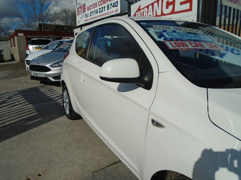 Hyundai I20 1.2 Active Hatchback Euro 5 85 YS14OHE White #4