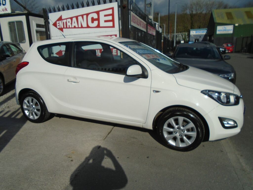 Hyundai I20 1.2 Active Hatchback Euro 5 85 YS14OHE White #2