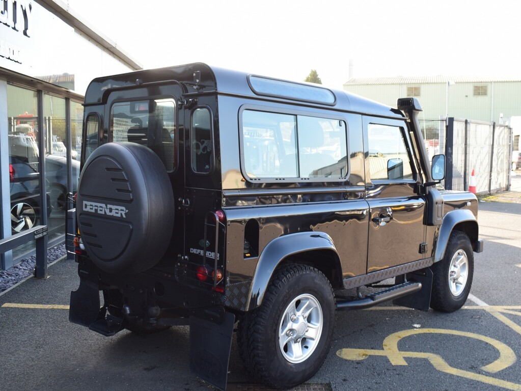 Land Rover Defender 90 Td Xs Station Wagon Black #2