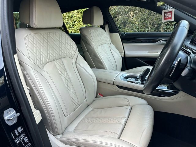 BMW 7 Series 740D M Sport Saloon MD68YHL Black #4