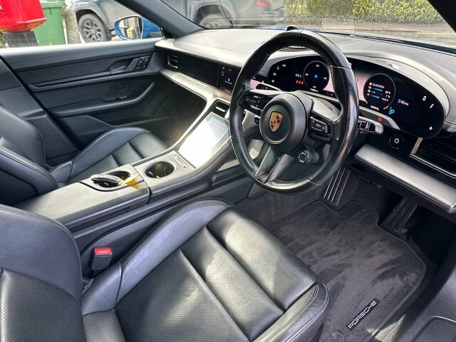 Porsche Taycan Plus 93.4Kwh Saloon VX21UZH Blue #5