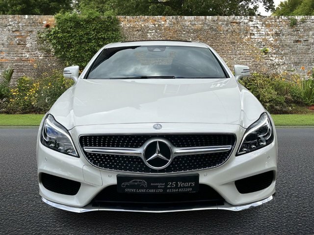 Mercedes-Benz CLS Cls350d V6 Amg Line White #5