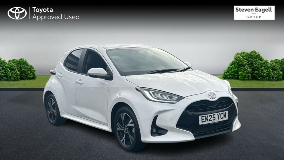 Toyota Yaris 1.5 Vvt-h Design E-cvt Euro 6 Ss White