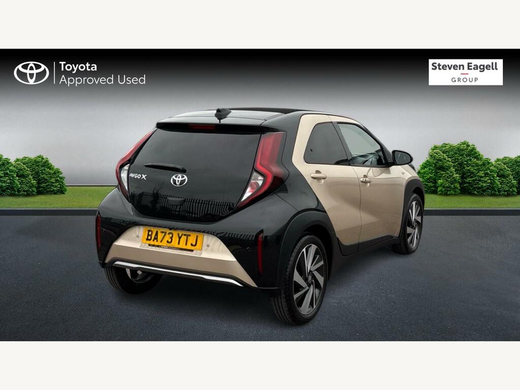 Toyota Aygo X 1.0 Vvt-i Exclusive X-shift Euro 6 Ss BA73YTJ Beige #2